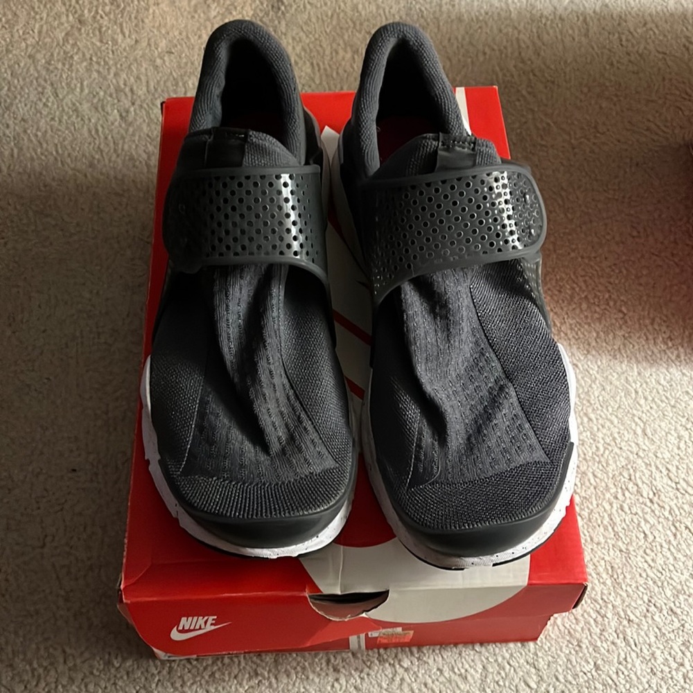 Nike Sock Dart